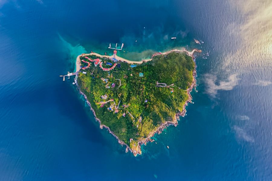 蜈支洲島