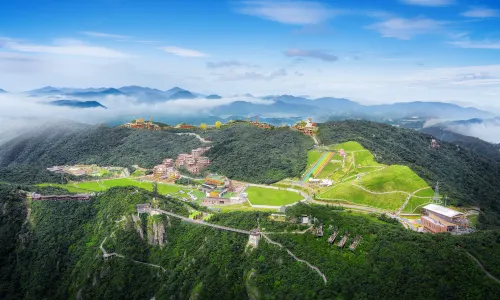 雲上草原國際山地旅遊度假區