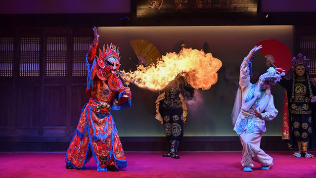 Sichuan Opera Performance at Shuyi Theater (Taikoo Li Branch)