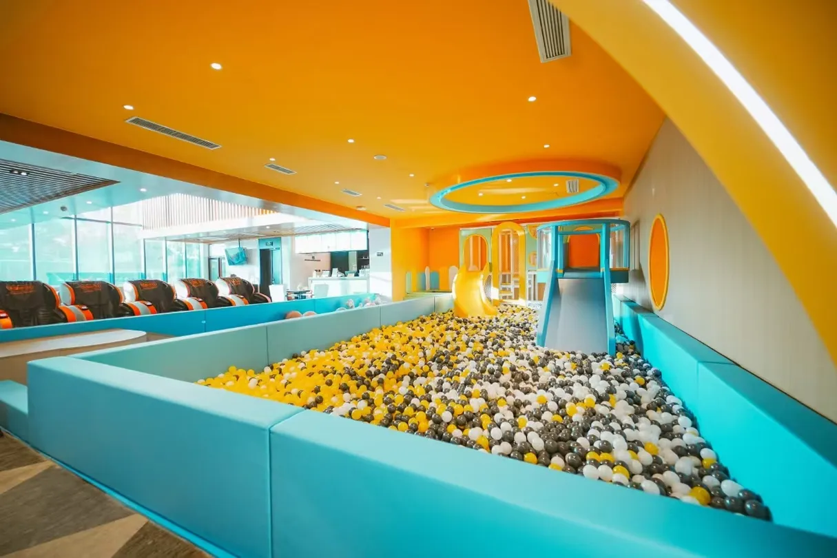 4_Slender West Lake Hot Spring Resort