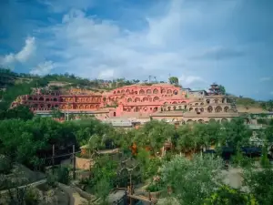 Chiniuya Folk Culture Village