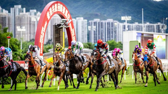 最新】沙田競馬場 エントランス - チケット、営業時間、口コミ、写真