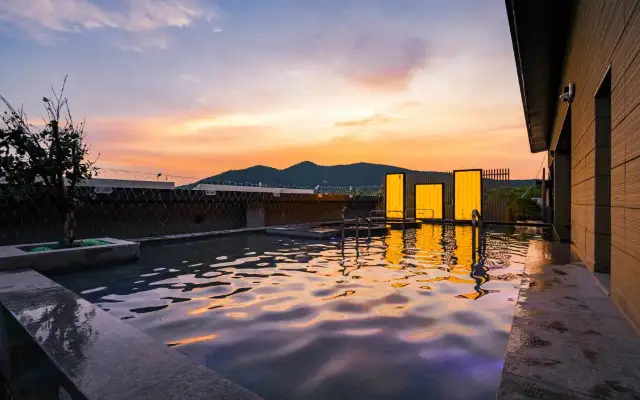 Nanjing hot springs