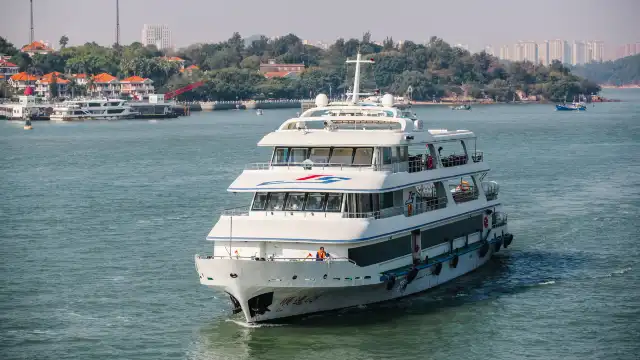 海上看金門