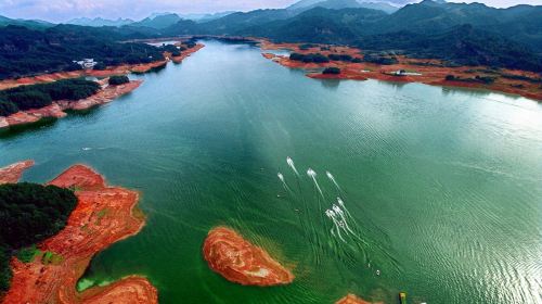 Dajin Lake