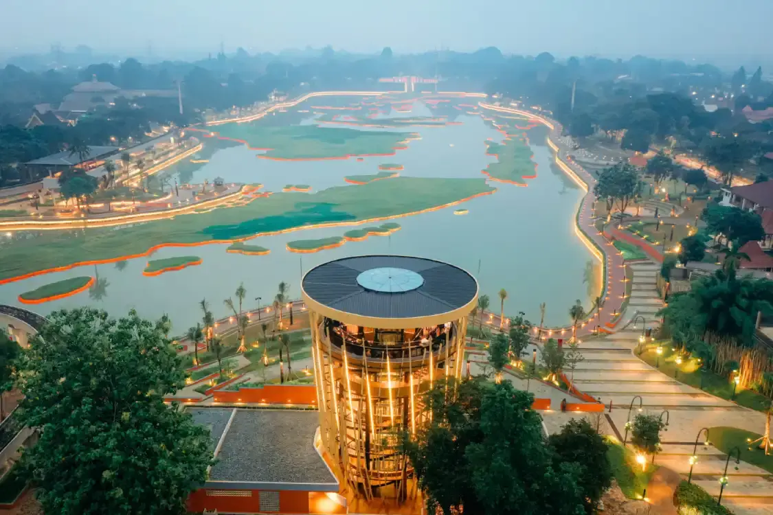 Hotels near Taman Mini Indonesia Indah