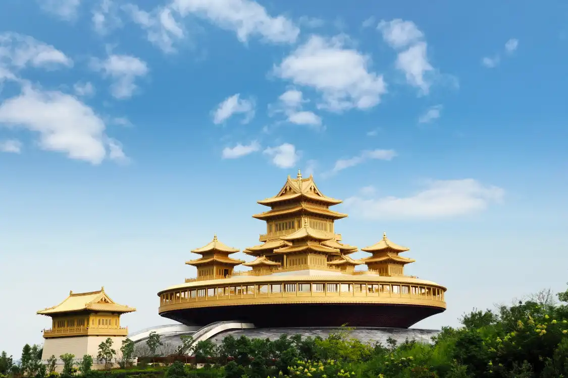 미륵성단 주변 호텔