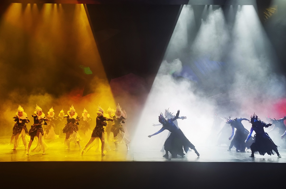 Golden Mask Dynasty Performance | Beijing Happy Valley