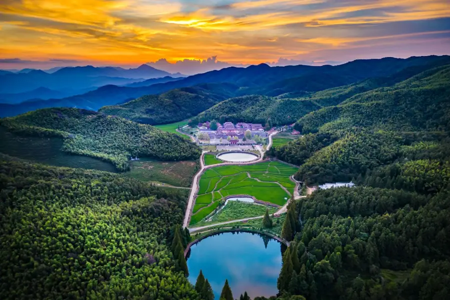 雲居山