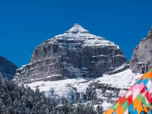 Balagezong Scenic Area