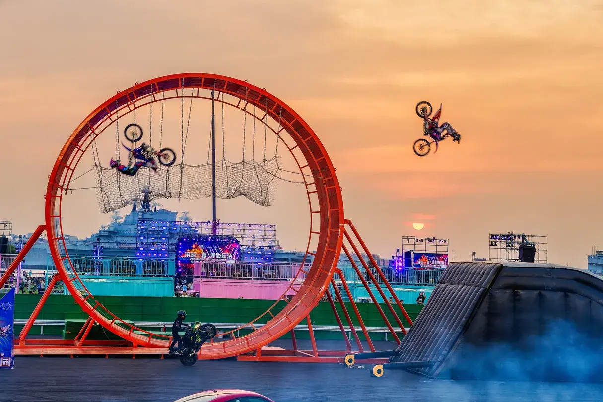 5_Teda Aircraft Carrier Theme Park