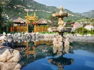 Liangjia Village Dapin Hot Spring Resort
