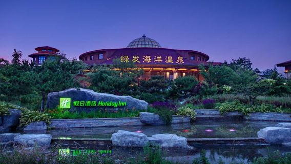 Dalian Jinshitan Green Hair Hot Spring