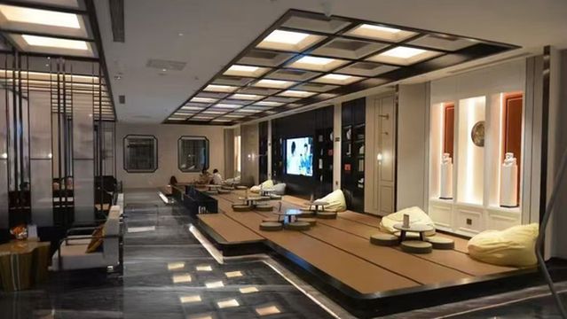 lan yue hui yang sheng mu yu jiu dian