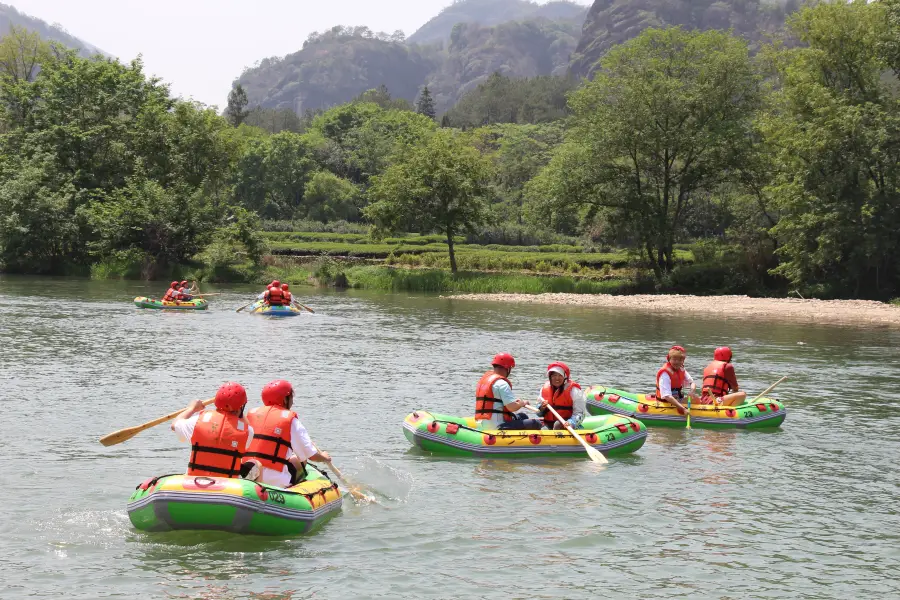 Yun River Drifting