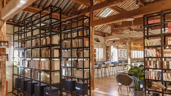 Dayan Naxi Ancient Music Performance