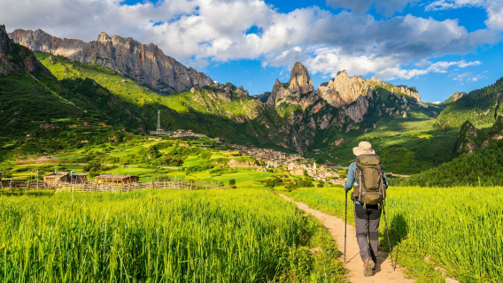 Hiking in Gannan