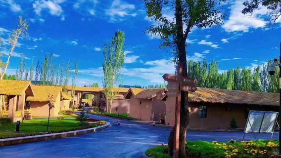 Xinjiang Tianshan Tomur Scenic Area · Bozidun