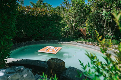 Slender West Lake Hot Spring Resort