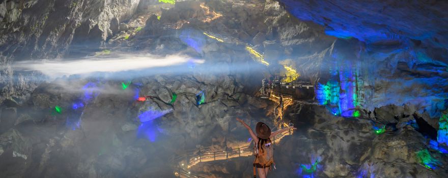 แม่น้ําใต้ดิน Lianzhou