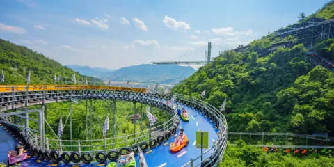 垂雲通天河遊船+天路飛車+凌雲天橋+九天雲廊+逐龍漂越+地心科考隊成人