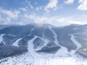 鼇山滑雪度假區