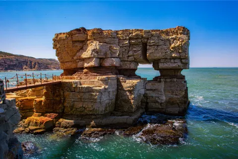 Longzhao Mountain National Geopark, Daheishan Island