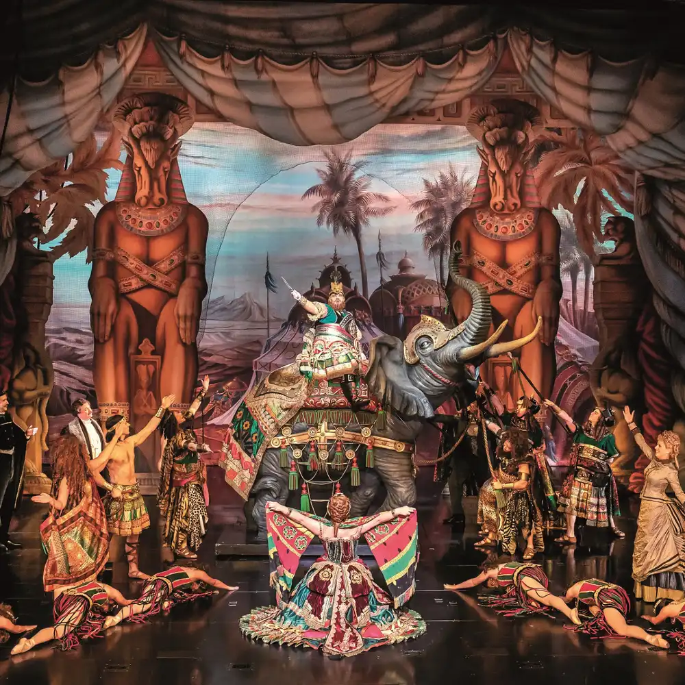 ロンドン陛下劇院日帰りツアー【「オペラ座の怪人」コンサートチケット