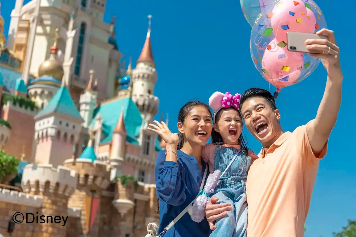 Pro Tips for Canadian Families Visiting Hong Kong Disneyland