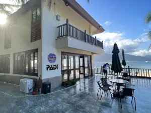 Fenjiezhou Island PADI Diving Resort
