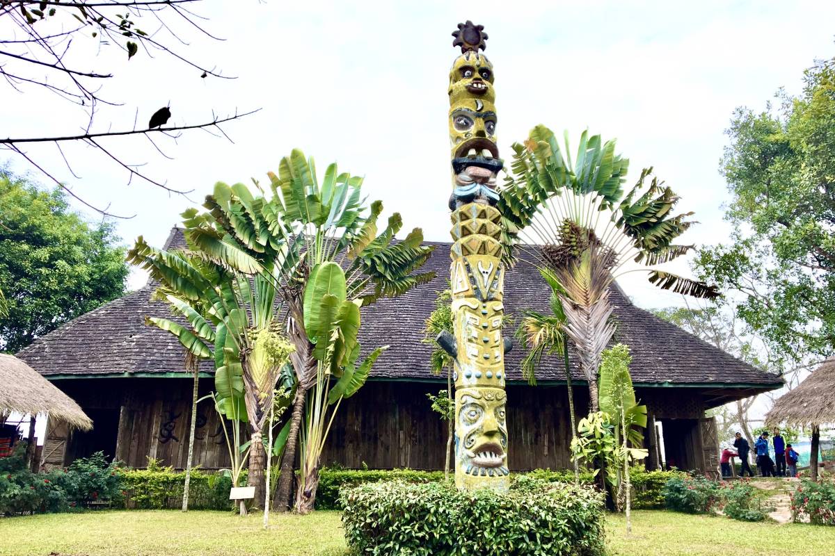 8. Explore the Artistic Charm of Jinuo Village