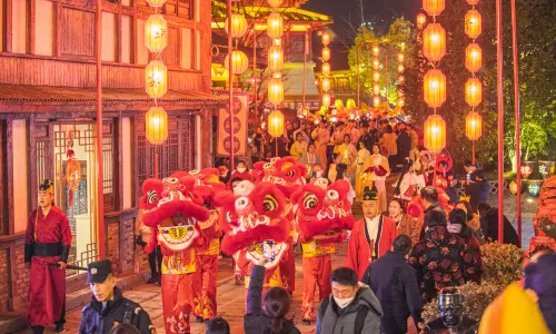 Oriental Saltlake Resort