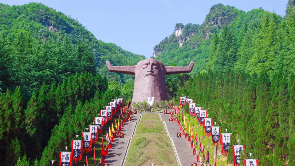 1_Shennongjia Tourism Area