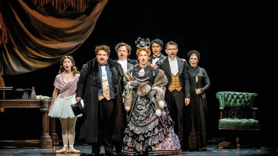 London Her Majesty's Theatre half-day tour [includes The Phantom of the Opera show/concert ticket + e-ticket, no printing required]