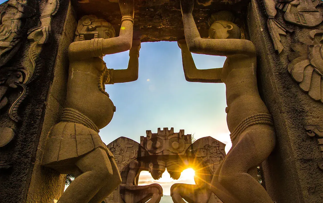 1_Mojiang Tropic of Cancer Symbol Park