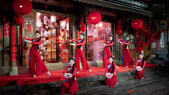 Live Performance of Spring Festival Splendor