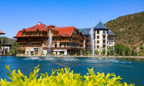 Fulong Four Seasons Town