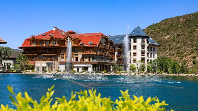 鄰近富龍四季小鎮的酒店