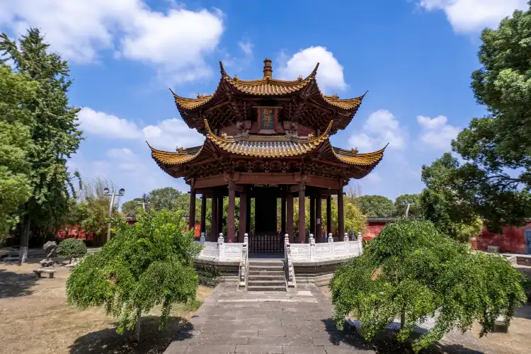 Hotels near Jiaxing Haishen Temple