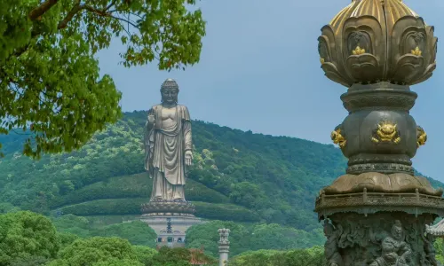 靈山大佛