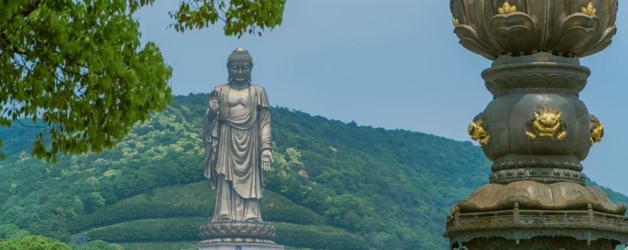 Lingshan Buddhist Scenic Spot