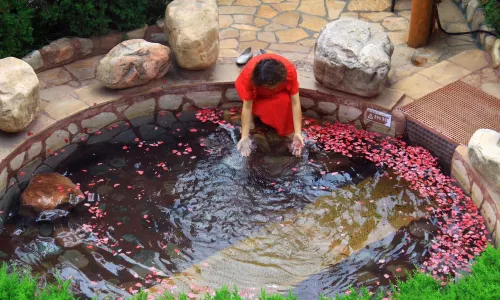Hushan Hot Spring Resort