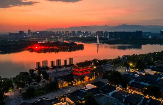 江郎山風景名勝區衢州至江郎山單程接駁車大小同價