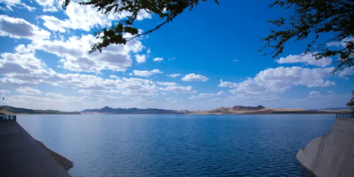 察爾森水庫風景區