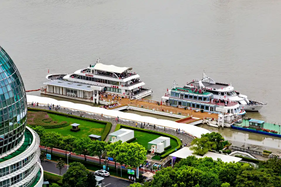 5_Huangpu River Cruise(Oriental Pearl Tower Cruise Terminal)