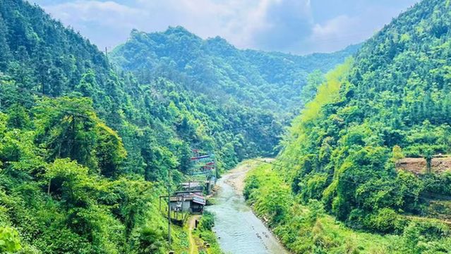 Shuangjiang Ecological Rafting in Suining County