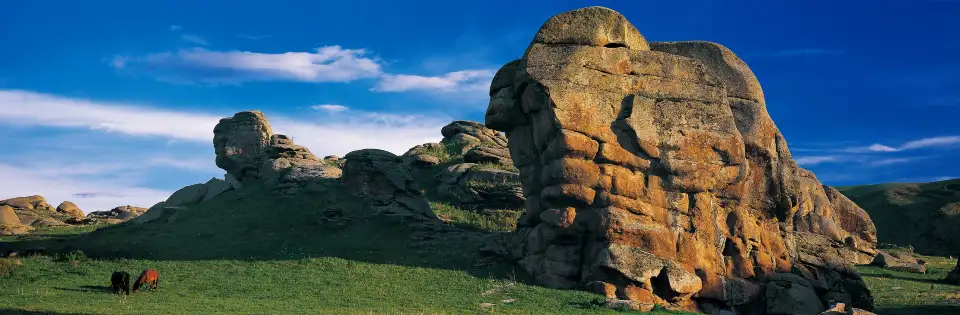 5_Jeminay Grassland Stone City