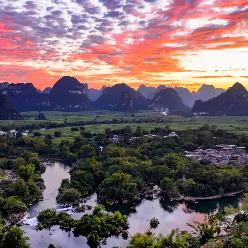 Popular Family-friendly Attractions in Daxin