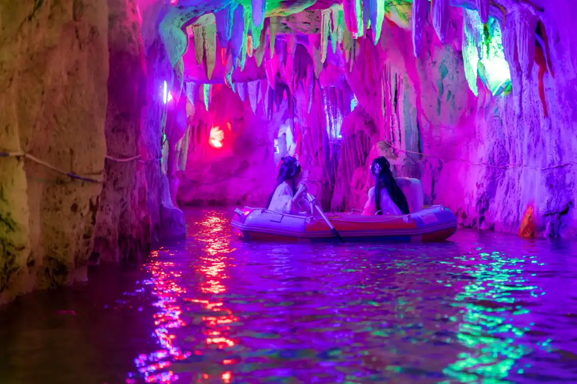 Hotels near Yesanpo Qingquan Mountain Scenic Area