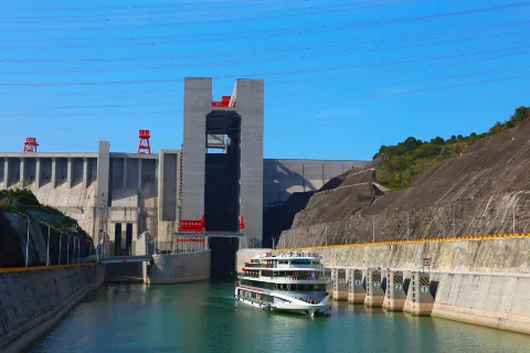 Vertical Ship Lift of the Three Gorges